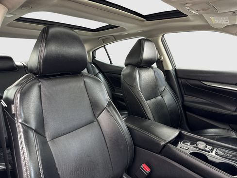 Used 2020 Nissan Maxima 3.5 SL w/ Floor Mat Group FWD image 40