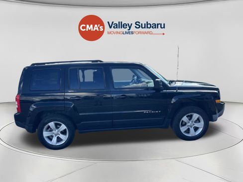 Used 2017 Jeep Patriot Sport w/ Power Value Group AWD/4WD image 6