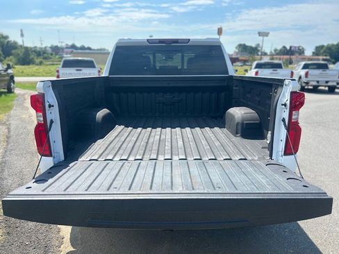 Used 2024 Chevrolet Silverado 1500 LTZ image 10