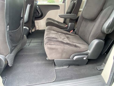 Used 2014 Dodge Grand Caravan SE w/ Quick Order Package 29E SE image 11