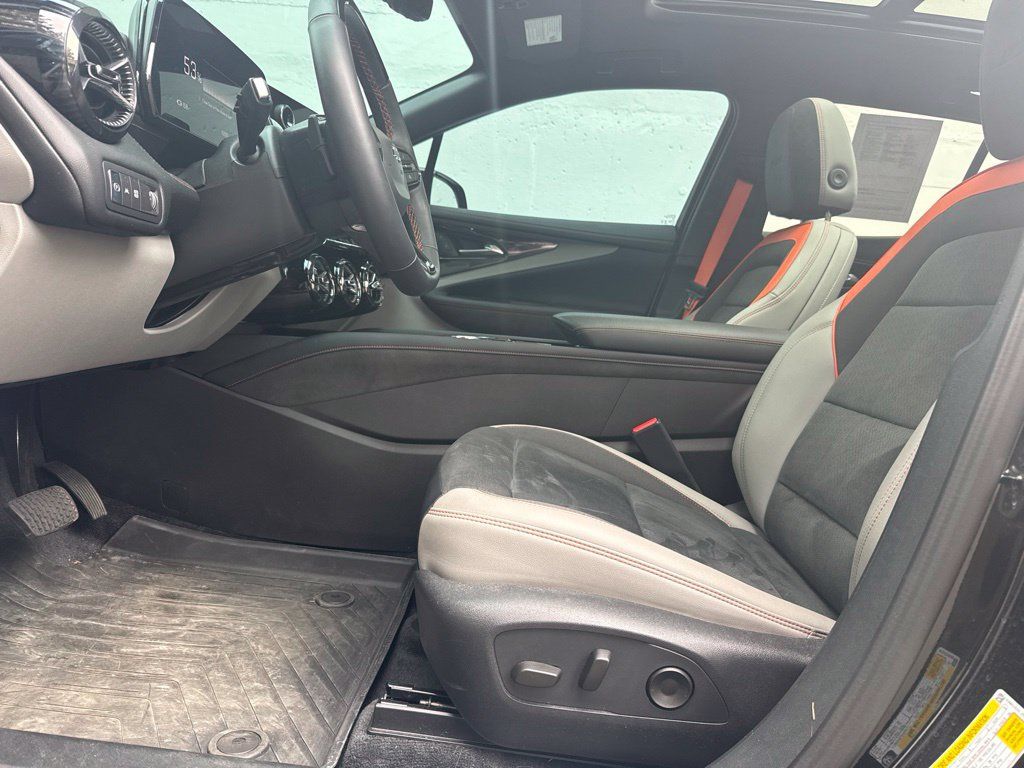 Used 2025 Chevrolet Blazer EV SS w/ LPO, All-Weather Mat Package AWD/4WD image 4