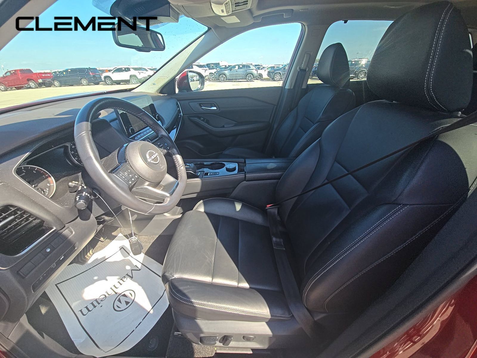 Used 2023 Nissan Rogue SL w/ SL Premium Package AWD/4WD image 3