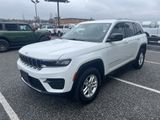 Used 2022 Jeep Grand Cherokee Laredo w/ Luxury Tech Group I image 4
