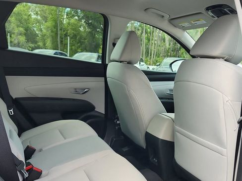 New 2026 Hyundai Tucson SE image 15