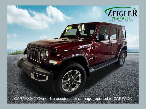 Used 2022 Jeep Wrangler Unlimited Sahara w/ Dual Top Group AWD/4WD image 1
