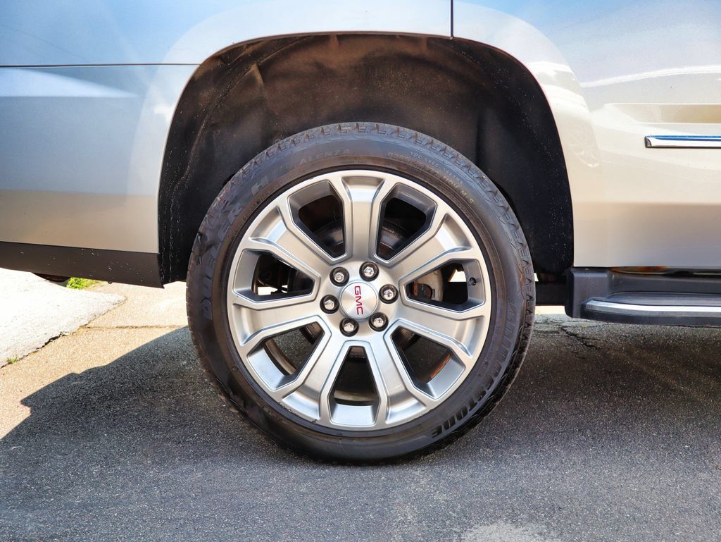 Used 2019 GMC Yukon Denali w/ Open Road Package AWD/4WD image 75