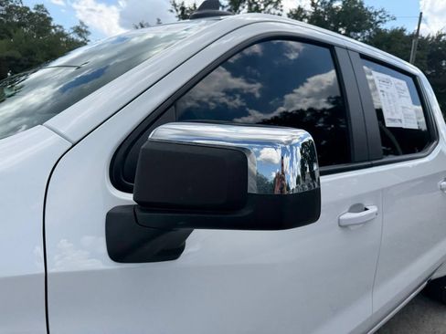 Used 2025 Chevrolet Silverado 1500 LT AWD/4WD image 11