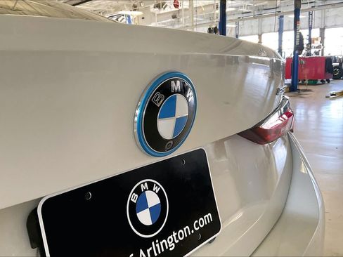 Used 2023 BMW i4 eDrive35 w/ Premium Package RWD image 30