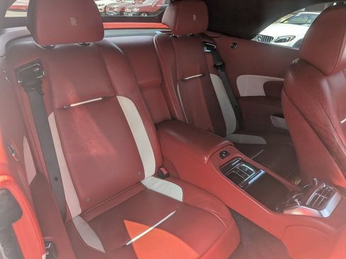 Used 2018 Rolls-Royce Dawn RWD image 51