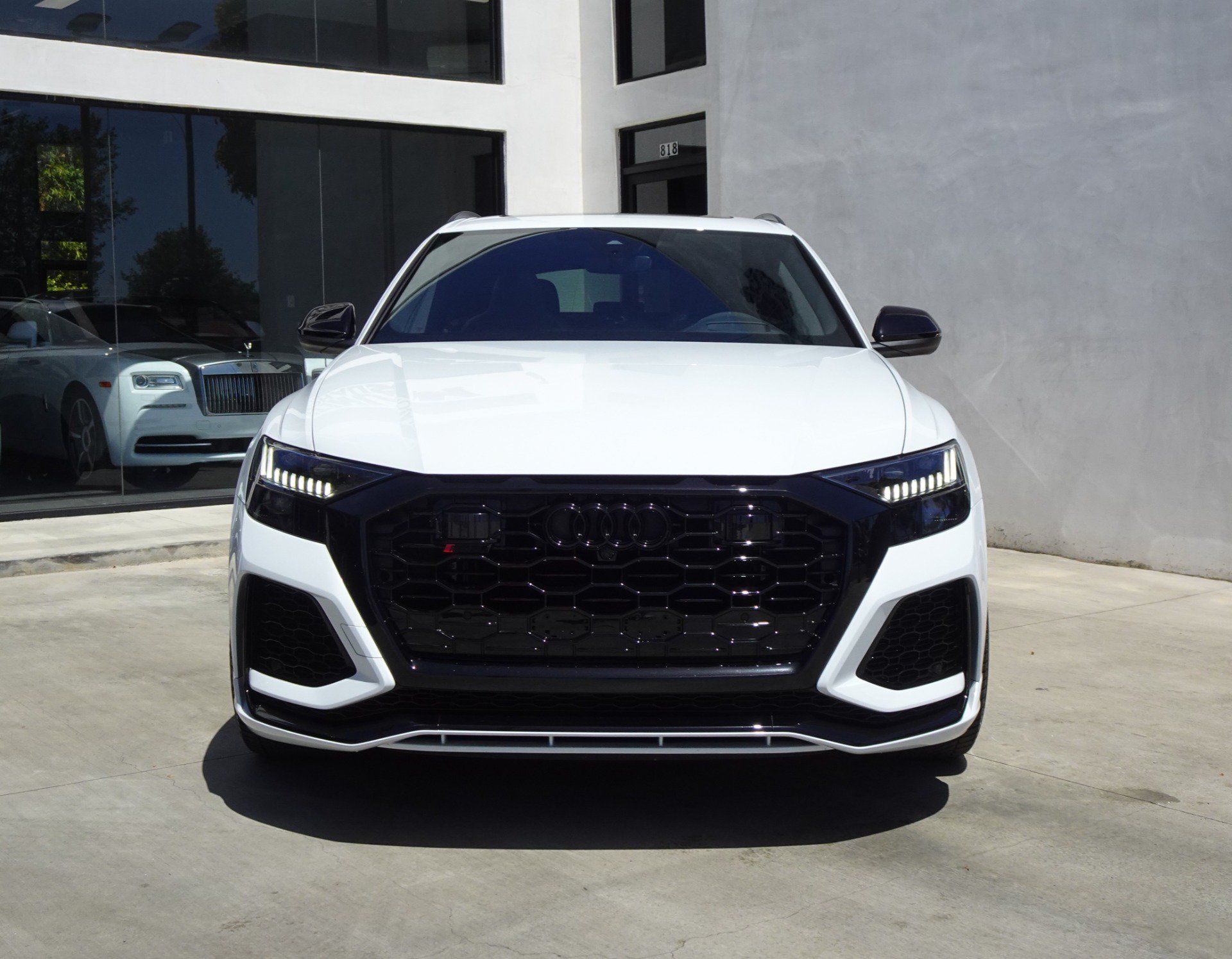 Used 2024 Audi RS Q8 AWD/4WD image 2