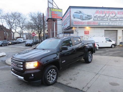 Used 2016 GMC Canyon SLE w/ All Terrain Package image 2
