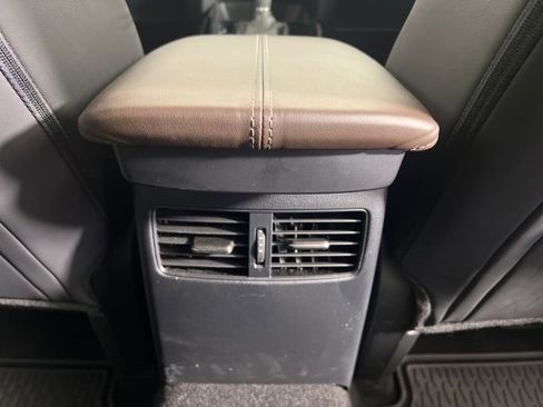 Used 2023 MAZDA CX-30 AWD 2.5 S w/ Premium Package image 17