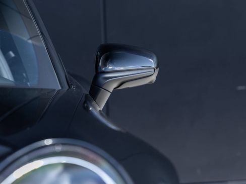 Certified 2021 Porsche 911 Carrera RWD image 17