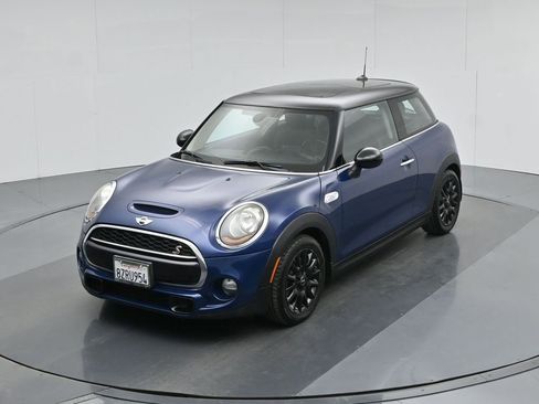 Used 2015 MINI Cooper S image 39