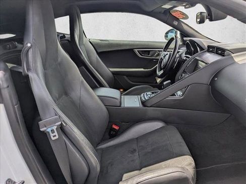 Used 2018 Jaguar F-TYPE Coupe RWD image 18