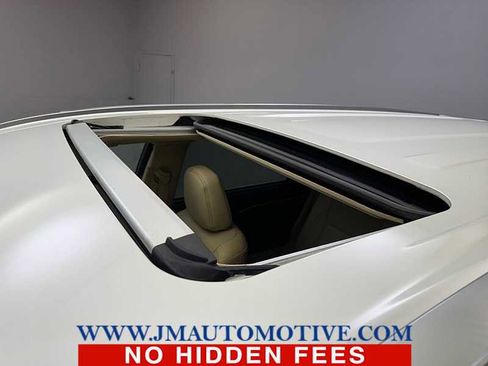 Used 2017 Toyota Highlander Limited image 11