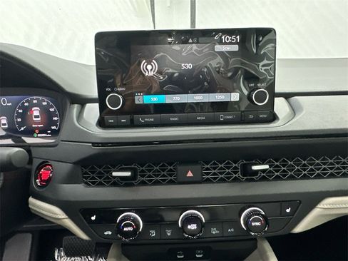 New 2025 Honda Accord SE image 31