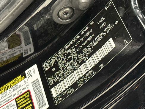 Used 2021 Toyota Sienna XSE image 11