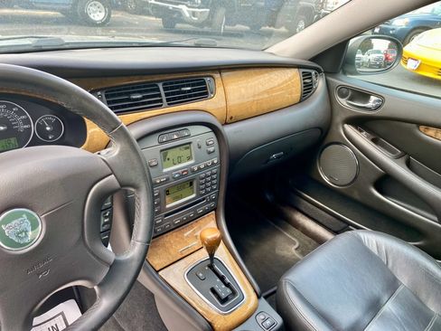 Used 2004 Jaguar X-TYPE 3.0 AWD/4WD image 11