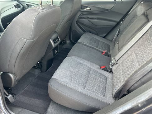 Used 2022 Chevrolet Equinox LT FWD image 15