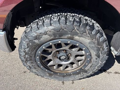 Used 2015 Ford F150 XLT image 13