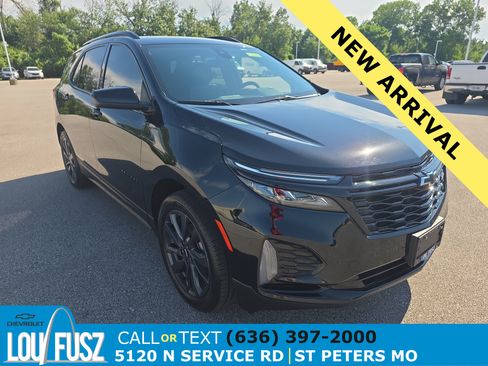 Used 2024 Chevrolet Equinox RS w/ LPO, Floor Liner Package FWD image 1