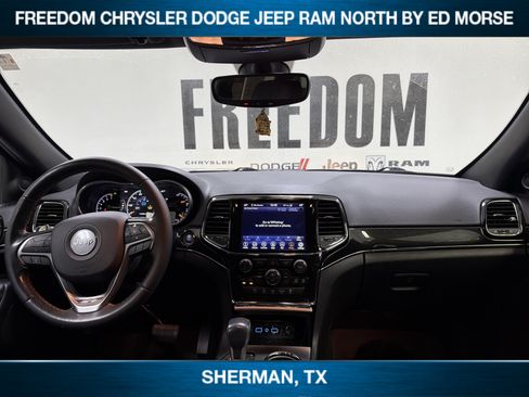 Used 2021 Jeep Grand Cherokee Trailhawk AWD/4WD image 11