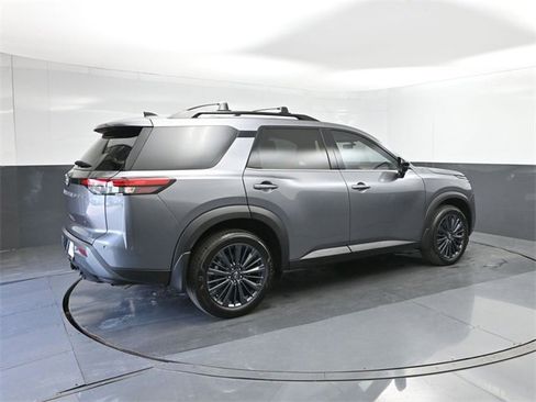 New 2026 Nissan Pathfinder SL w/ SL Premium Package image 15