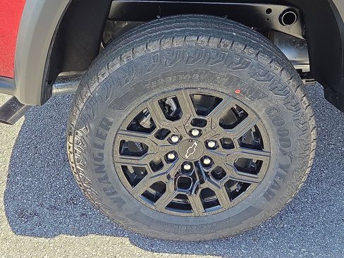 New 2026 Chevrolet Colorado Trail Boss AWD/4WD image 7