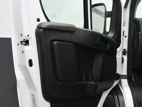 Used 2023 RAM ProMaster 2500 image 12