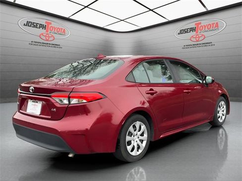 Used 2023 Toyota Corolla LE image 13