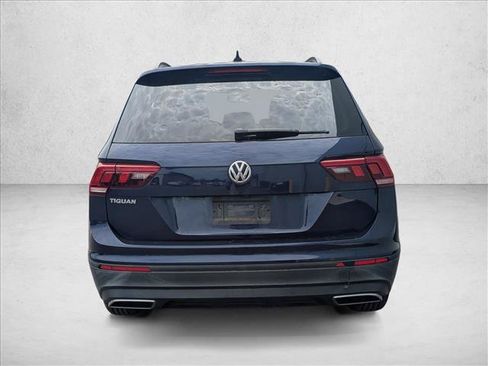 Used 2021 Volkswagen Tiguan S FWD image 3