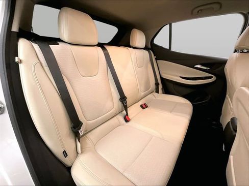 Used 2021 Buick Encore GX Preferred w/ Cold Weather Comfort Package FWD image 26