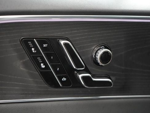 Used 2024 Cadillac Lyriq Luxury AWD/4WD image 21