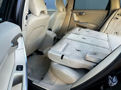 Used 2015 Volvo XC60 T5 w/ Proximity Package image 20