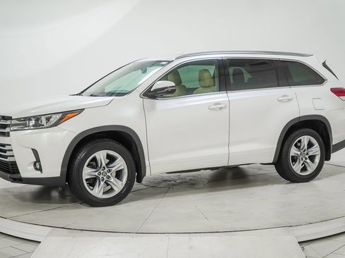 Used 2019 Toyota Highlander Limited image 5