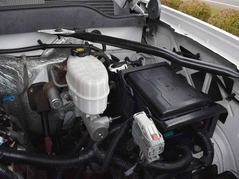 Used 2018 Chevrolet Silverado 3500 W/T RWD image 31