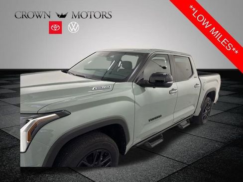 Used 2025 Toyota Tundra Limited image 3