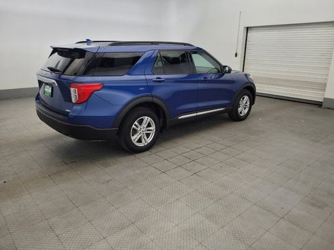 Used 2020 Ford Explorer XLT w/ Comfort Package AWD/4WD image 10