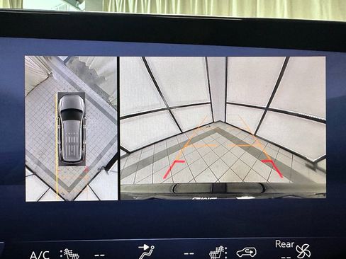 Certified 2025 Buick Enclave Sport Touring image 32