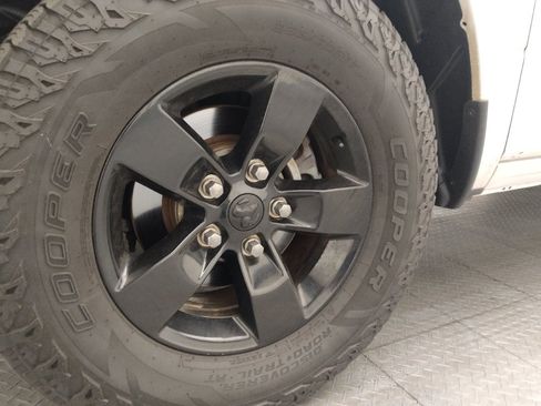 Used 2016 RAM 1500 Tradesman w/ Popular Equipment Group RWD image 31