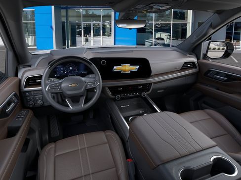 New 2026 Chevrolet Suburban High Country AWD/4WD image 44