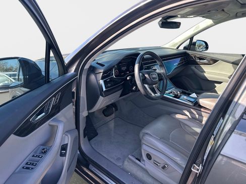 Used 2022 Audi Q7 3.0T Prestige image 11