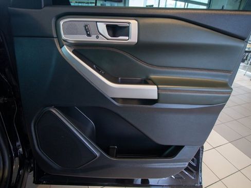 Used 2023 Ford Explorer Timberline w/ Timberline Technology Package image 10