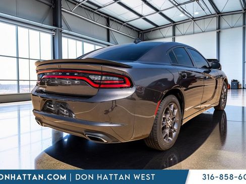 Used 2018 Dodge Charger GT w/ Blacktop Package AWD/4WD image 30