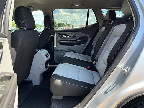 Used 2022 GMC Terrain SLE w/ Driver Convenience Package FWD image 39