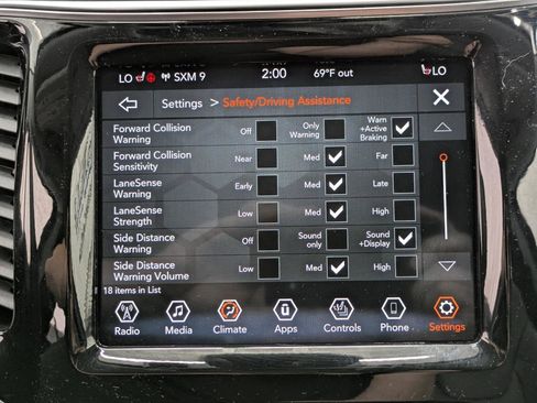 Used 2021 Jeep Cherokee Limited image 7