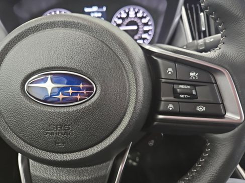 Certified 2025 Subaru Outback Limited image 10