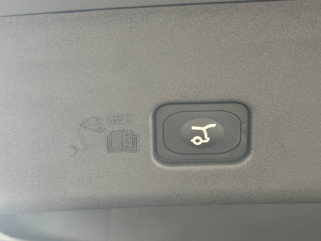 Used 2026 Lincoln Nautilus Reserve AWD/4WD image 29