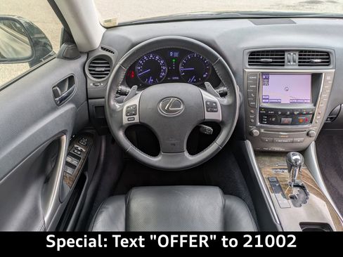 Used 2015 Lexus IS 250C w/ Luxury Package image 21